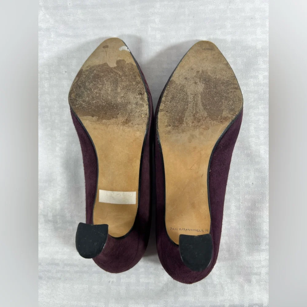 7003: Bally Juliette Plum Suede Pleated Pumps US 8.5 M